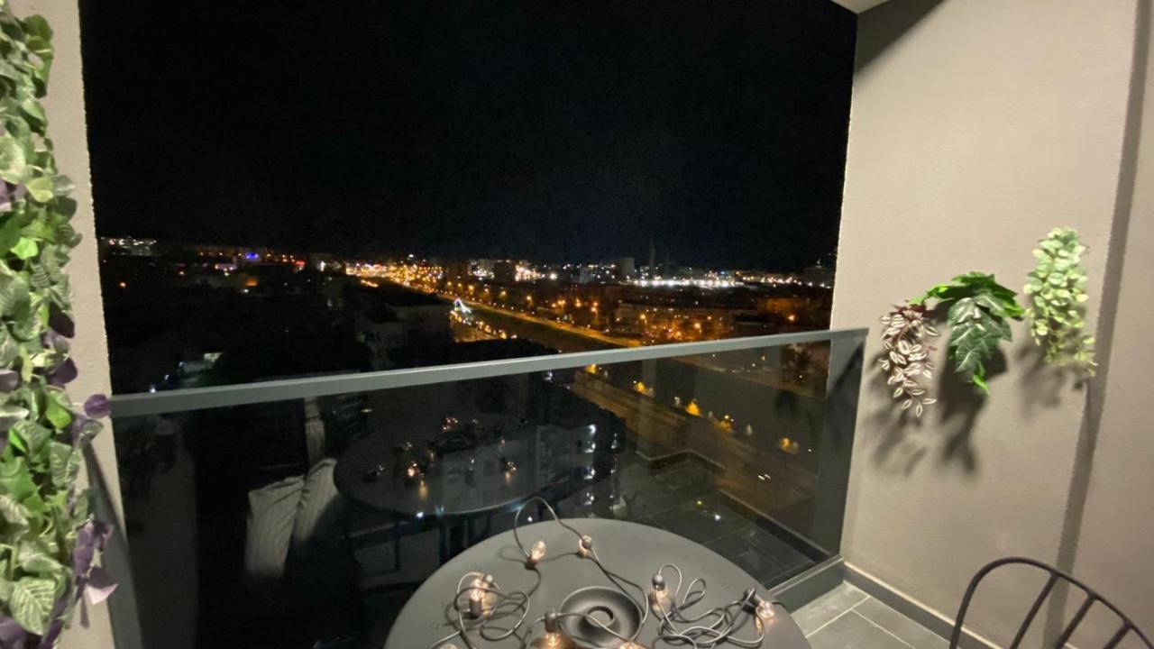 Palas Mall Apartment Q Residence Iasi Exterior photo