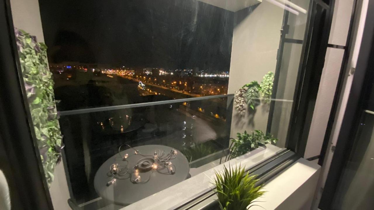 Palas Mall Apartment Q Residence Iasi Exterior photo